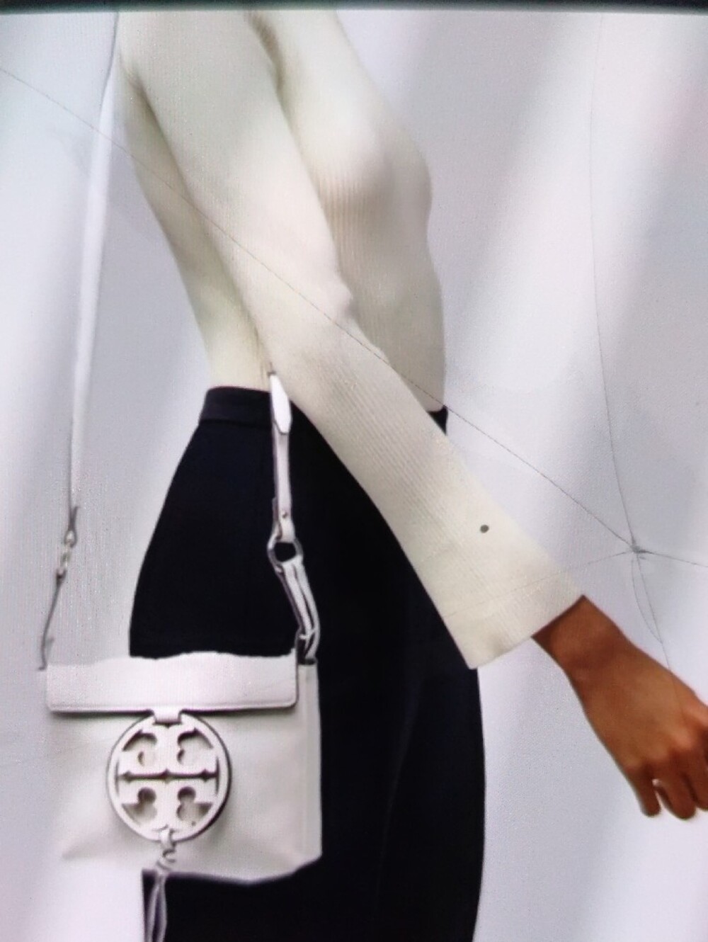 Tory Burch White Leather Crossbody with Logo Medallion - Picture 15 of 15